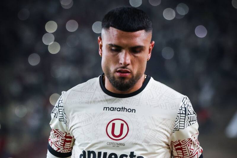 se reintegrará a Universitario tras su frustrado traspaso a Argentina.