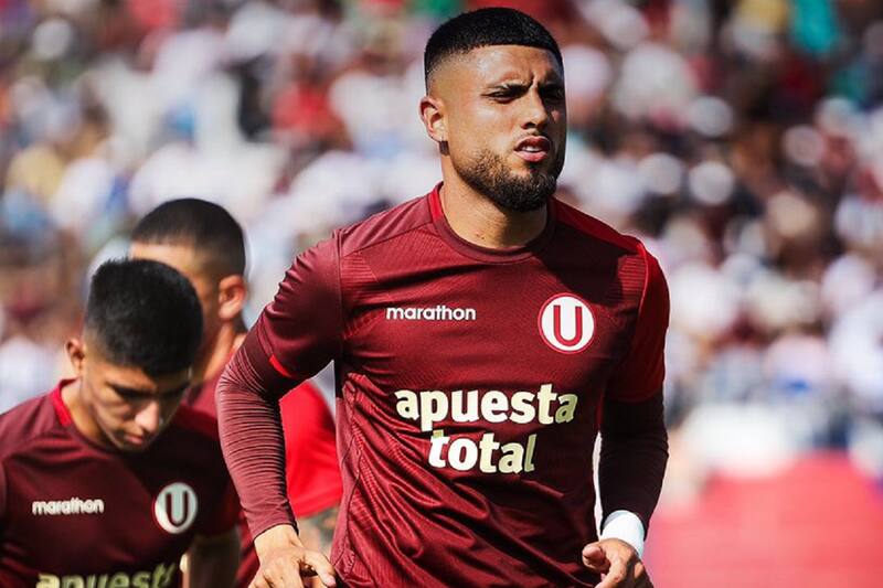 criticó al fútbol nacional.