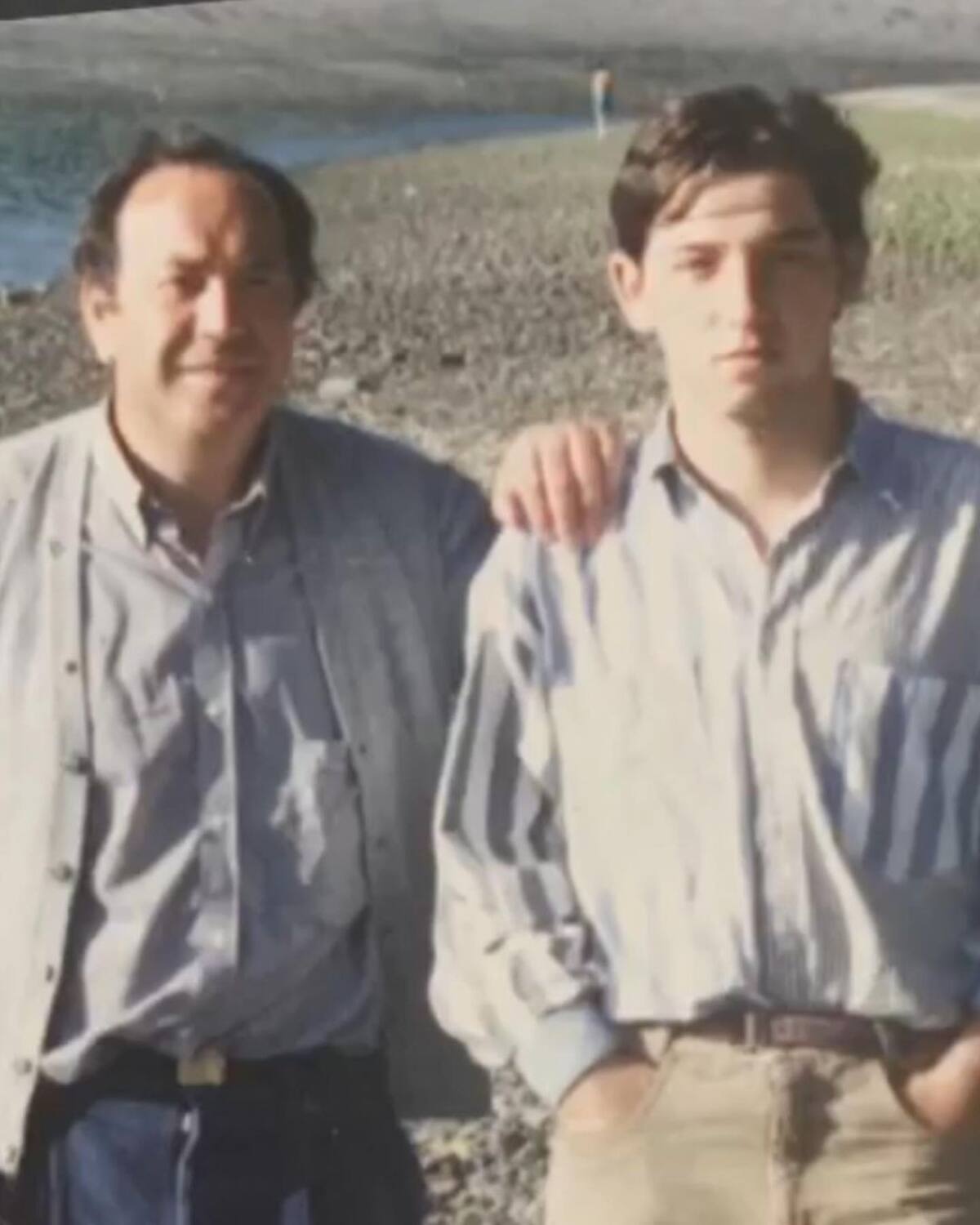 Rodrigo Vera se despide de su padre, Alipio Vera