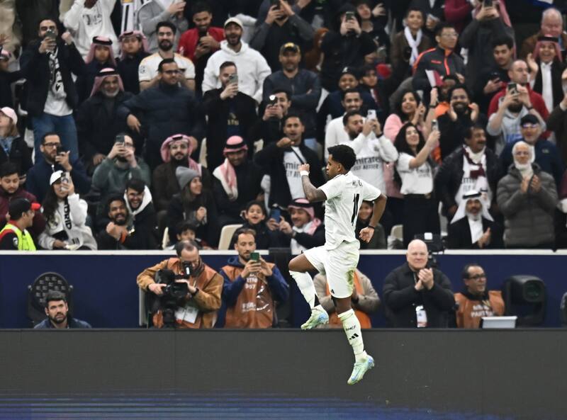 El brasileño suma solo un gol en los últimos 21 partidos con el Real Madrid. EFE