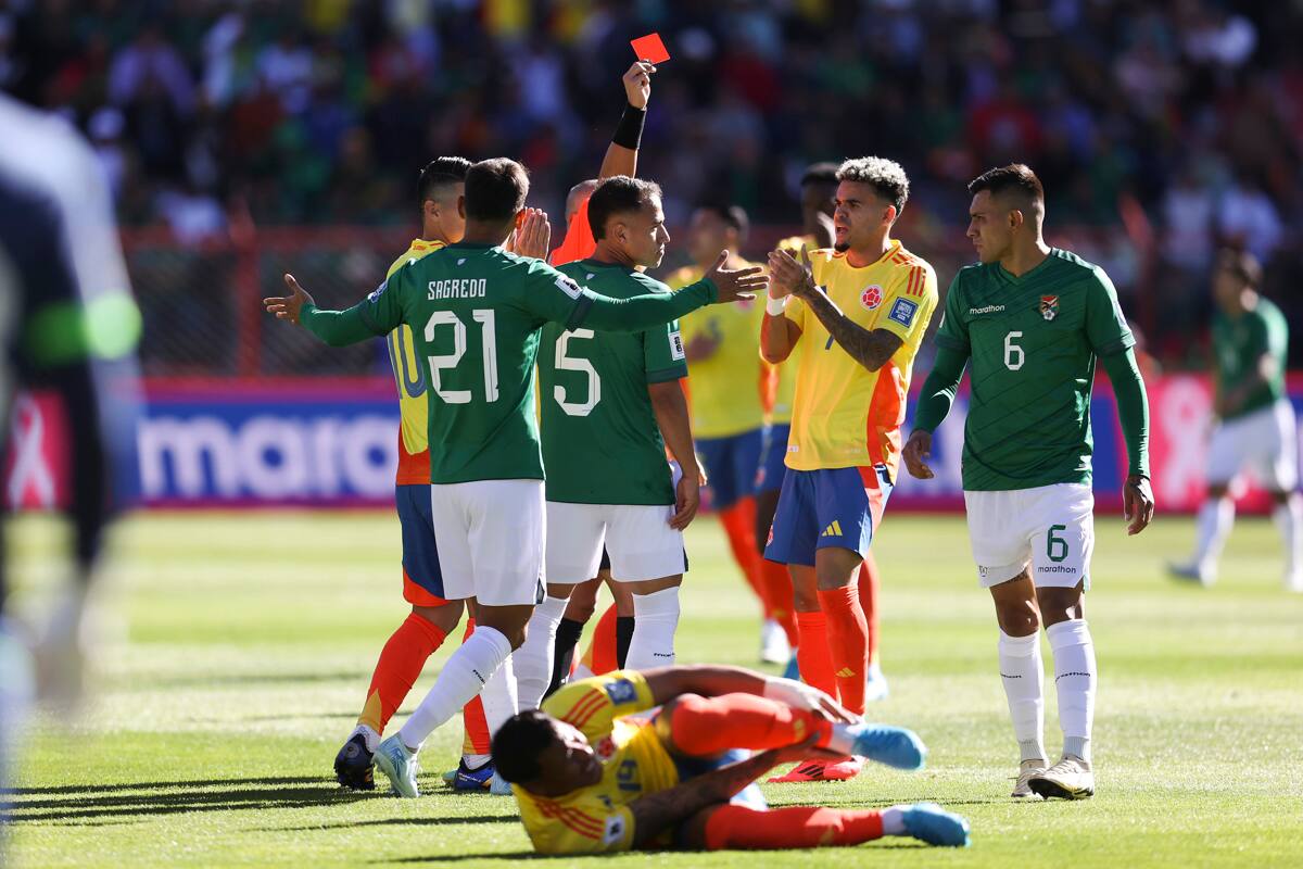 quedó descartado para enfrentar a La Roja el próximo martes. (Foto: EFE)