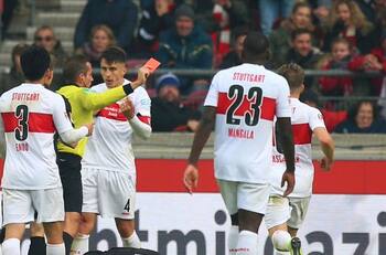 La bestial patada que se vio en la Segunda División de Alemania