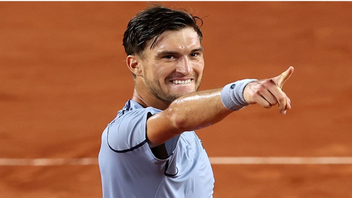 VIDEO | Sigue el Roland Garros de las sorpresas: cayó otro top 10 por el lado del cuadro de Alejando Tabilo