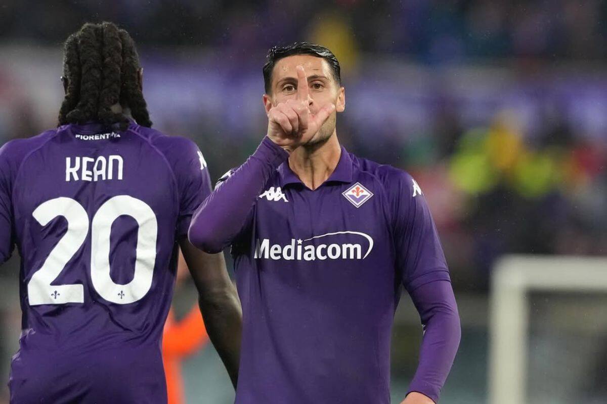 interesa a Real Betis. Foto: @rolandomandragora