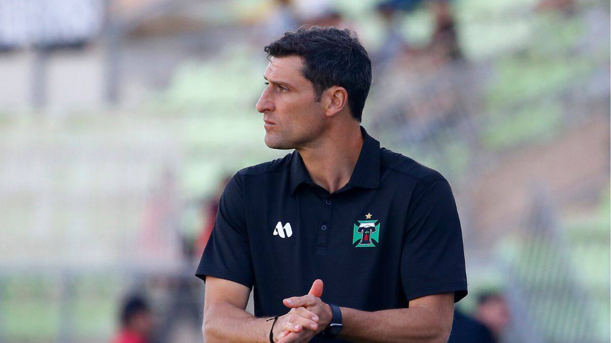 ¿Los días contados? Román Cuello no quiso hablar en conferencia tras el empate y complica a Deportes Temuco en Primera B