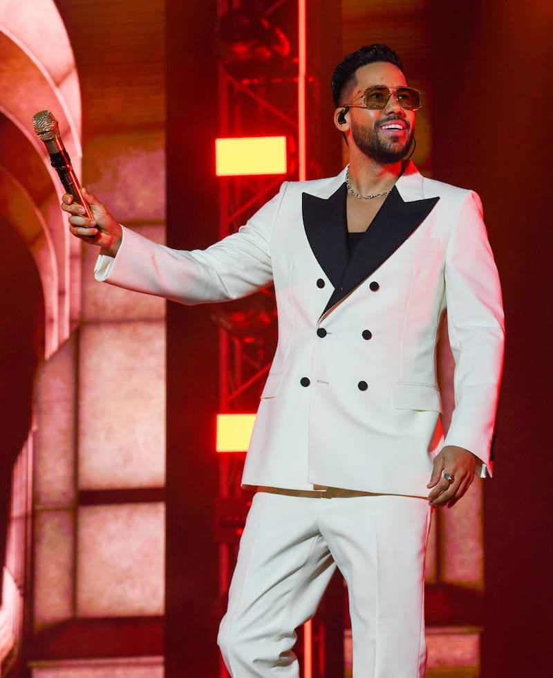 Romeo Santos / Créditos: Bizarro