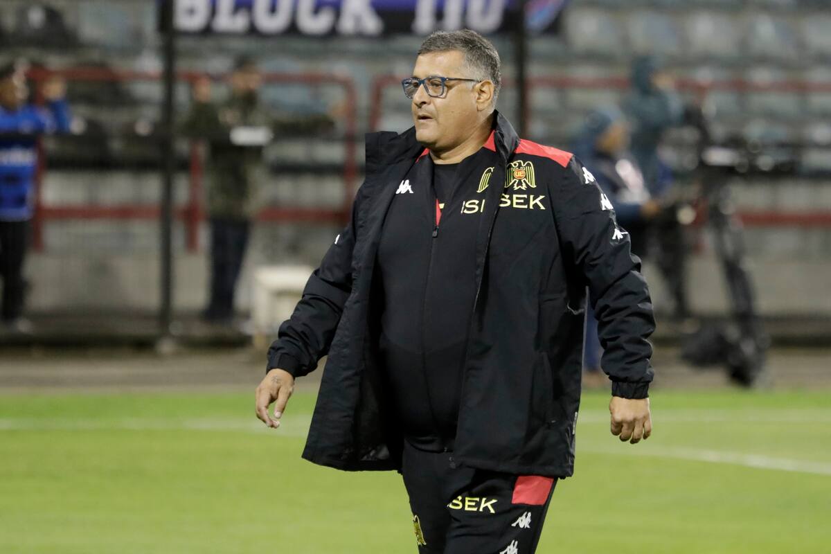 Ronald Fuentes se complicó con la derrota ante Huachipato en su partido pendiente. Crédito: Agencia Aton.