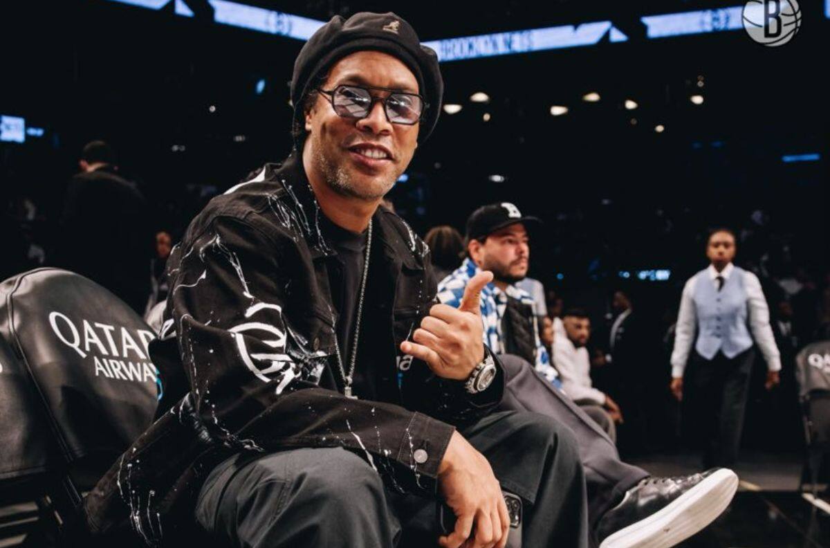 VIDEO | ¿Y Brasil? Ronaldinho es captado en la NBA a la misma hora que jugaba la Verdeamarelha