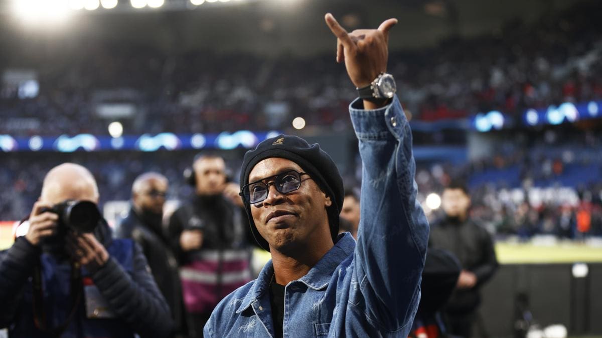 Oficial: Suspenden el torneo Duelo de Leyendas en Chile tras la baja de Ronaldinho