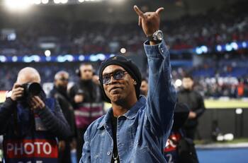 Ronaldinho reaparece con nuevo reality: busca a los próximos talentos del fútbol