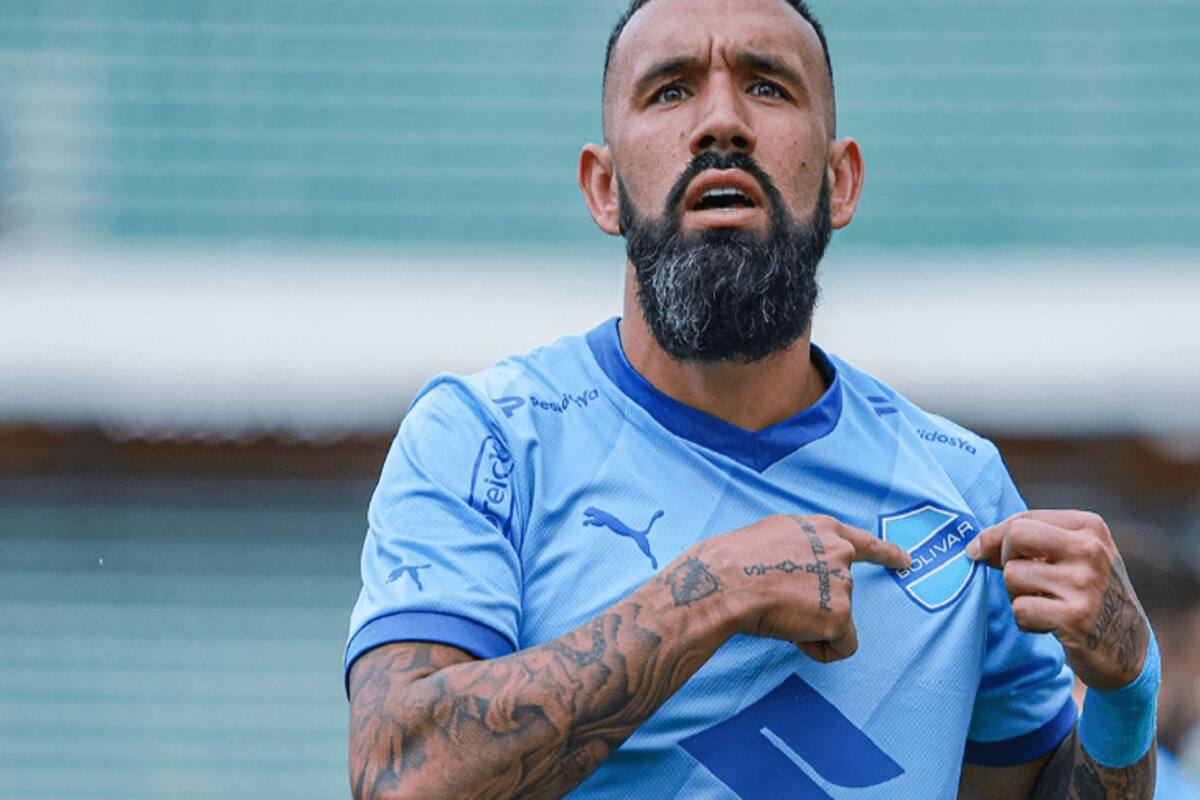 Ronnie Fernández marcó por el Bolívar en la Copa Libertadores.