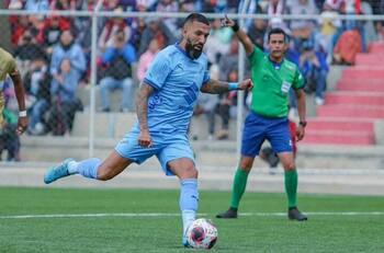 VIDEO | Ronnie Fernández la rompe en Bolívar y vuelve a marcar en empate ante Always Ready