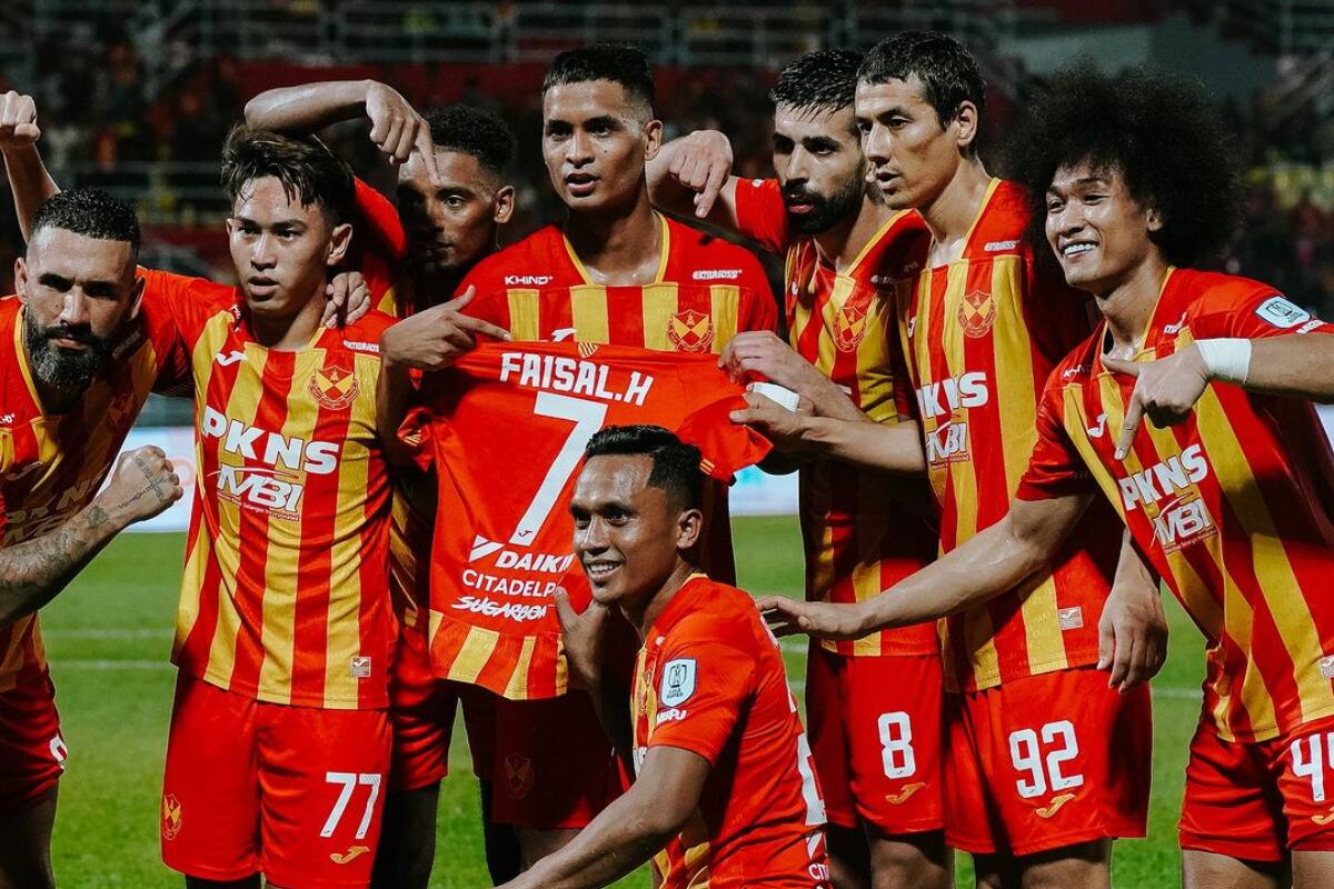 Ronnie Fernández celebrando el gol del Selangor FC. Foto: Selangor.