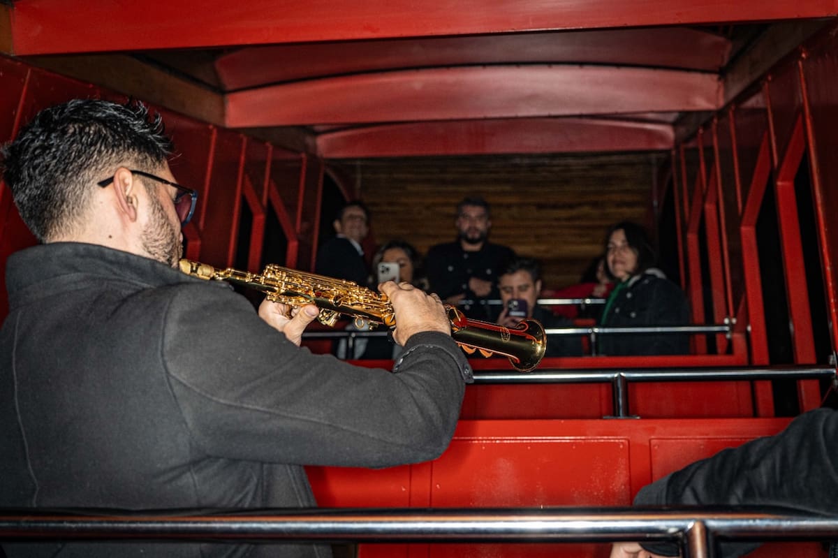 Música en vivo, cata de vinos e increíbles vistas presenta el evento.