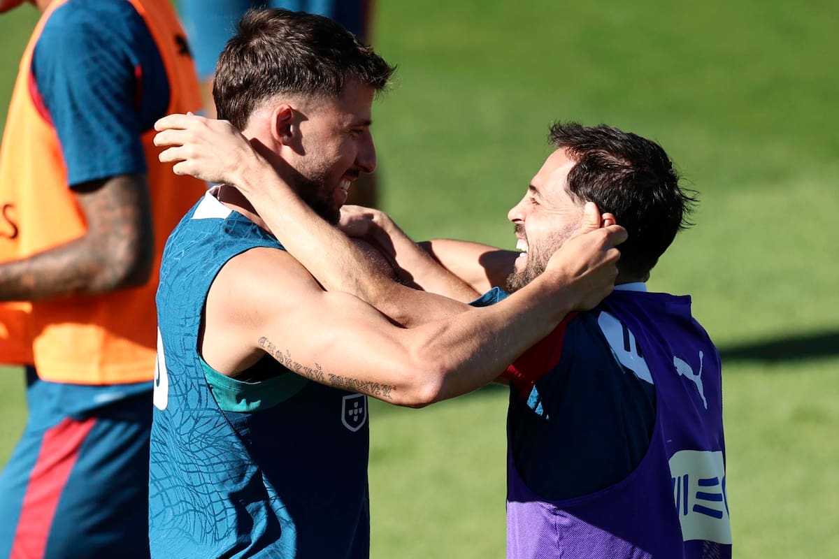 Rúben Dias. El defensor le da un dolor de cabeza a Roberto Martínez. Foto: EFE.