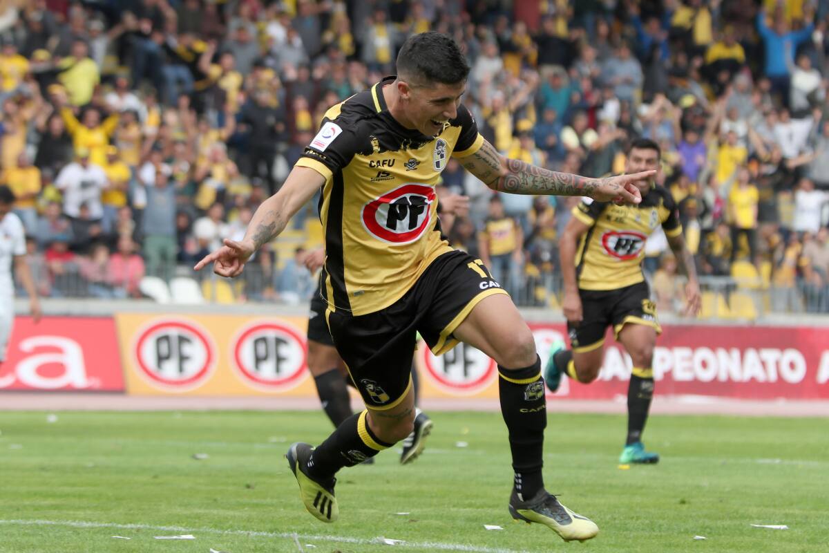 Rubén Farfán dejó esperando a Cobreloa y fichó con Deportes Iquique (Foto: Aton)