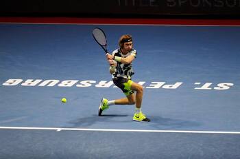 Sinner se retiró y Rublev espera por Cristian Garín o Dominic Thiem en el ATP de Viena