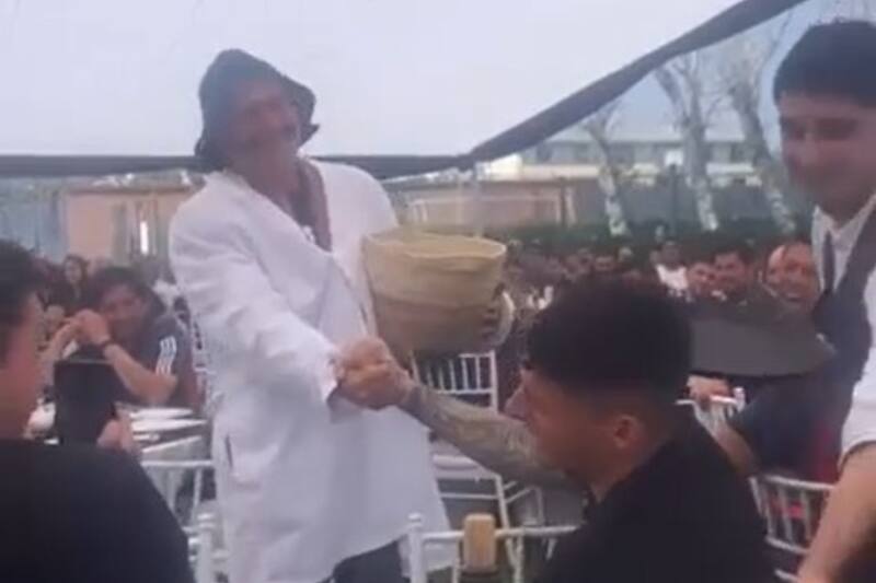 El personaje de Christian Henríquez sacó carcajadas en el tradicional almuerzo dieciochero de Colo Colo.