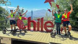 Conoce Santiago como nunca antes en un recorrido turístico por la ciudad sobre un scooter eléctrico