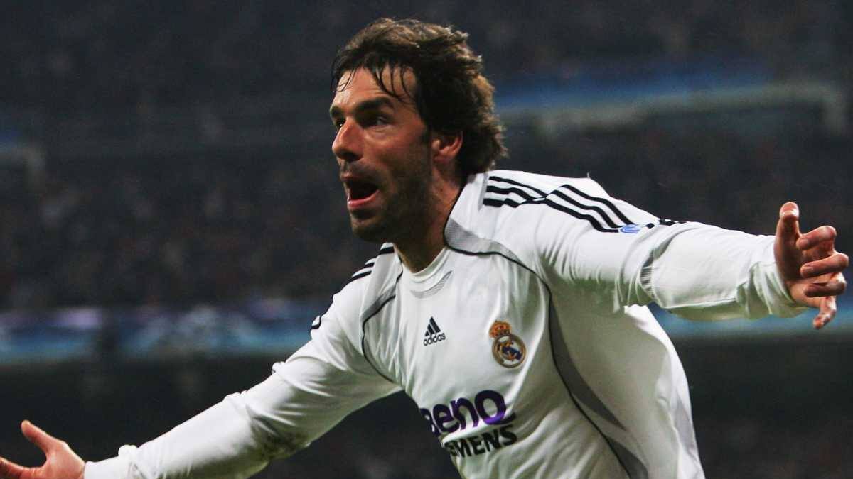 Leyenda del Manchester United y Real Madrid irá a ver a Magallanes vs. Santiago Morning