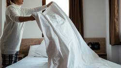 ¿Cada cuánto debes cambiar las sábanas de tu cama? Esto dice un experto