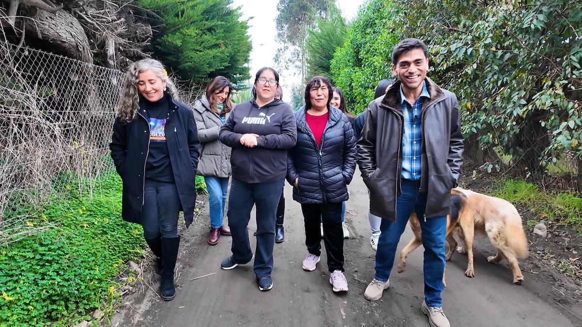 Etienne se suma a la parrilla. Foto. CHV.