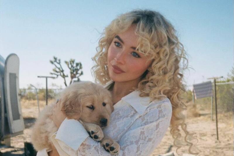 lidera los lineups falsos que circulan por internet.