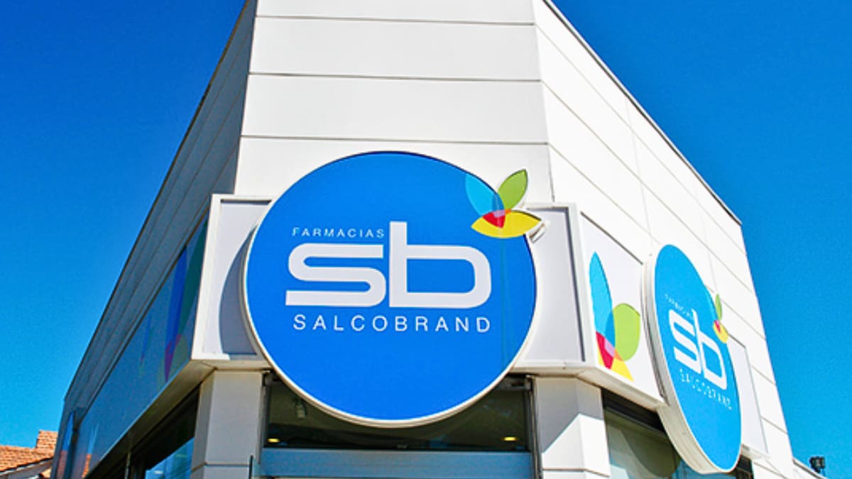 Farmacia Salcobrand lanza ofertas en bloqueadores solares y otros productos para el verano: hay hasta 40% de descuento