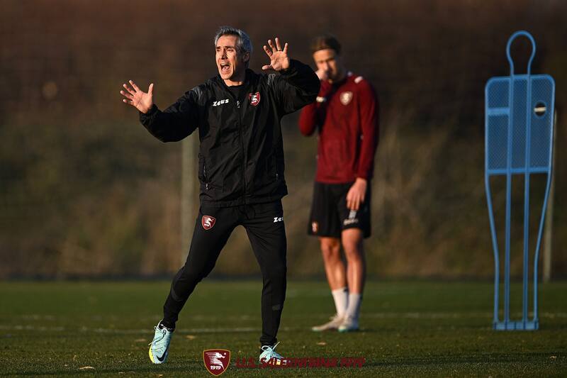 Pablo Sousa es el nuevo DT de Diego Valencia en la Salernitana. Foto: @OfficialUSS1919