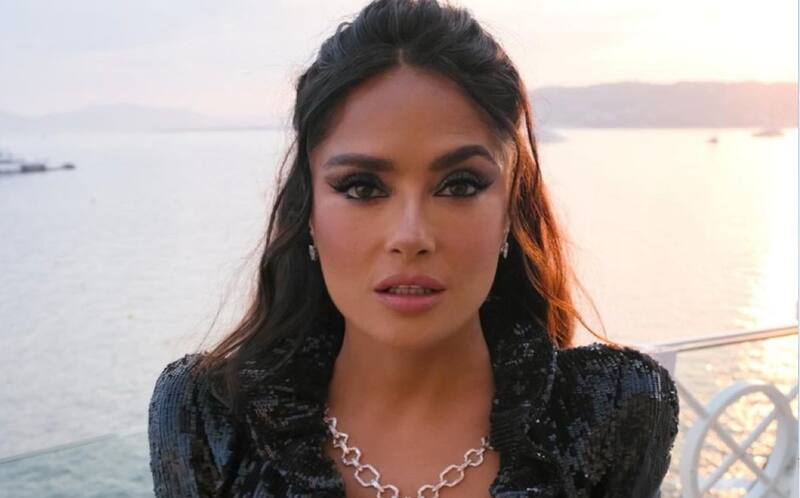 La actriz mostró su belleza al natural con canas y arrugas