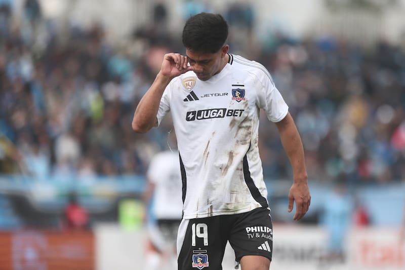 Él delantero uruguayo en el partido de Colo Colo frente a O'Higgins por la Liga de Primera