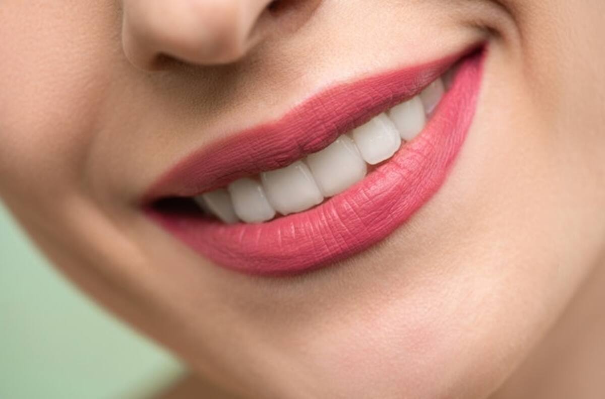 ¿Te falta un diente? Crean medicamento que los regenera para que tengas una sonrisa perfecta