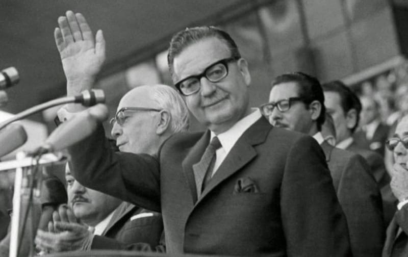 Salvador Allende en discurso en el Estadio Nacional