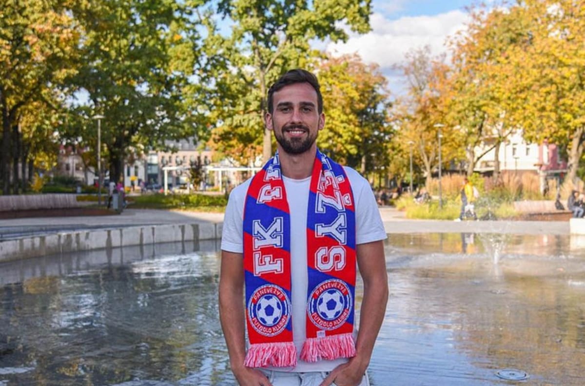 Jugó en Europa: Deportes Copiapó sorprende al fichar un central para el segundo semestre