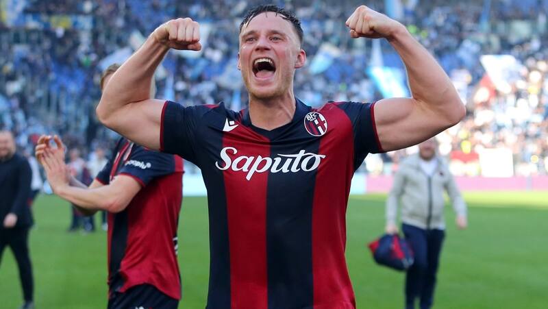 , defensa del Bologna