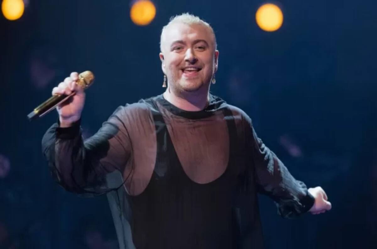 Sam Smith sorprendió al usar la polera de la Selección Chilena de Fútbol