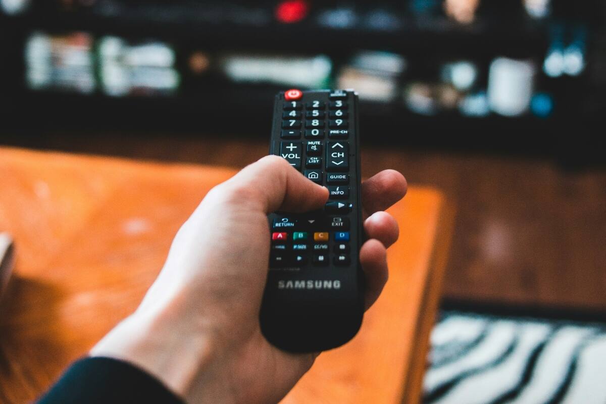 Revisa los detalles del televisor con descuento en Falabella. Foto: Referencial.