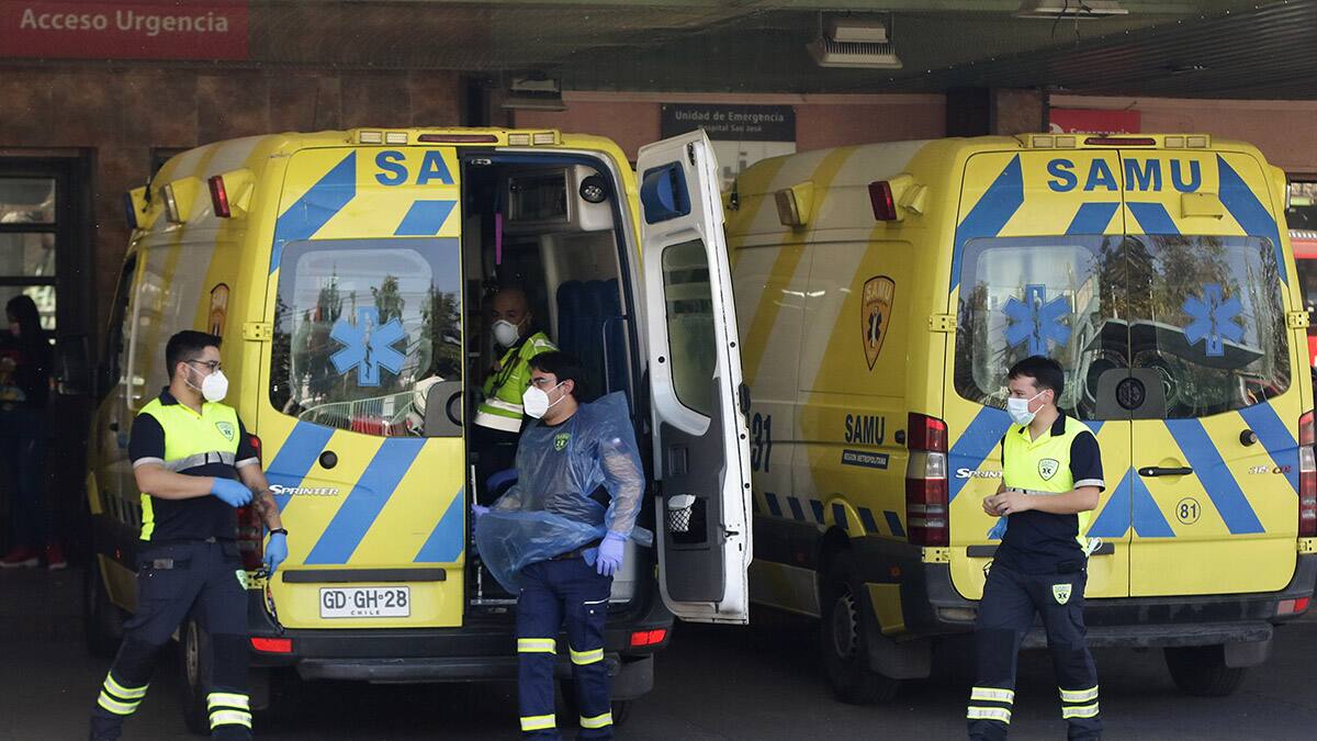 SAMU busca conductores, telefonistas y jefes: ¿Cómo postular a sueldos desde $650 mil?