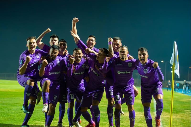 El conjunto porteño hace está haciendo de local en el Estadio Municipal de La Pintana, en Santiago.