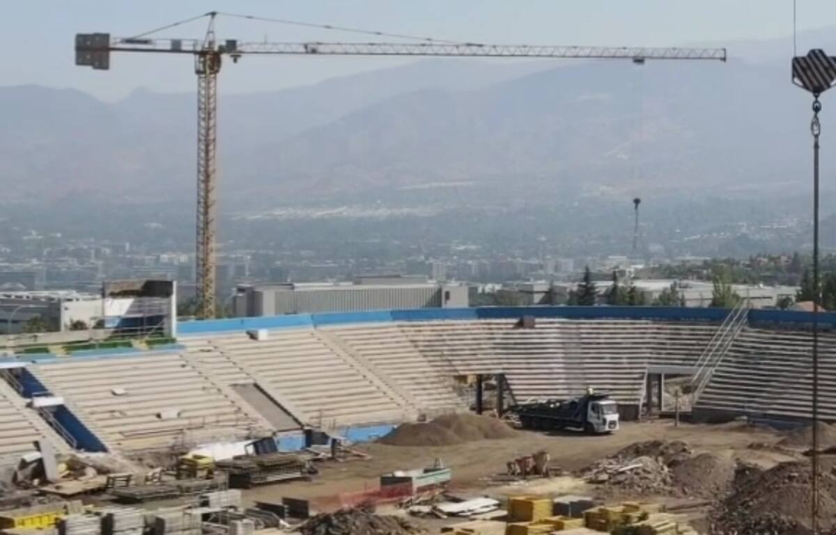 San Carlos de Apoquindo sigue con su construcción.