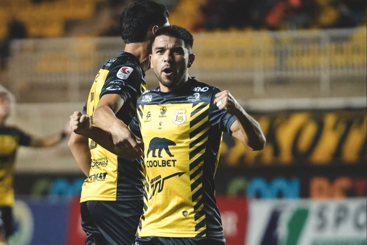Los Canarios en Primera B. Foto: San Luis.