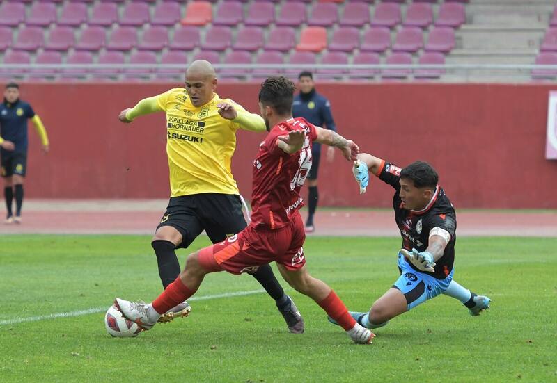Humberto Suazo encendió las alarmas tras el partido de Deportes La Serena y San Luis de Quillota.