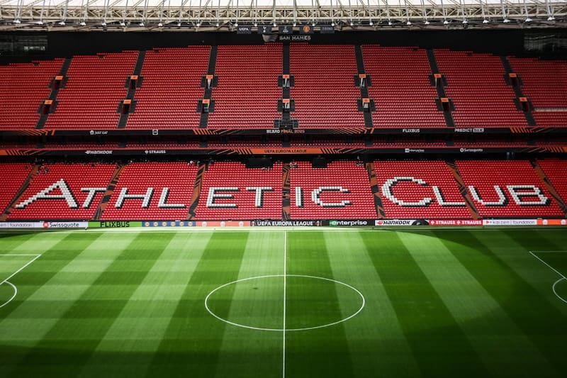 El estadio de Bilbao listo para recibir la final de Europa League.