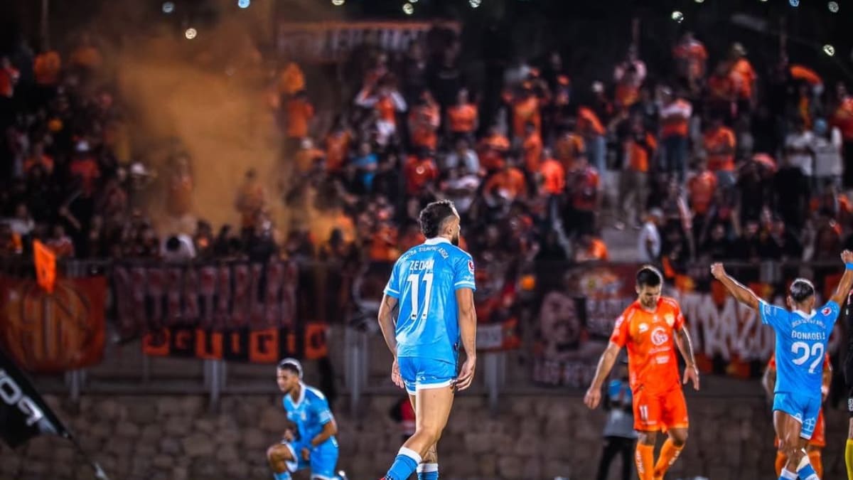 San Marcos sigue invicto en el fútbol chileno y le mete miedo a Cobreloa en Primera B