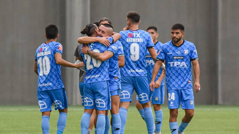 San Marcos de Arica se refuerza en Primera B: ficha a un ex Iquique y a un volante argentino