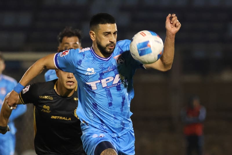 El elenco nortino sería obligado a descender por secretaria a Segunda División. Foto: Agencia ATON.