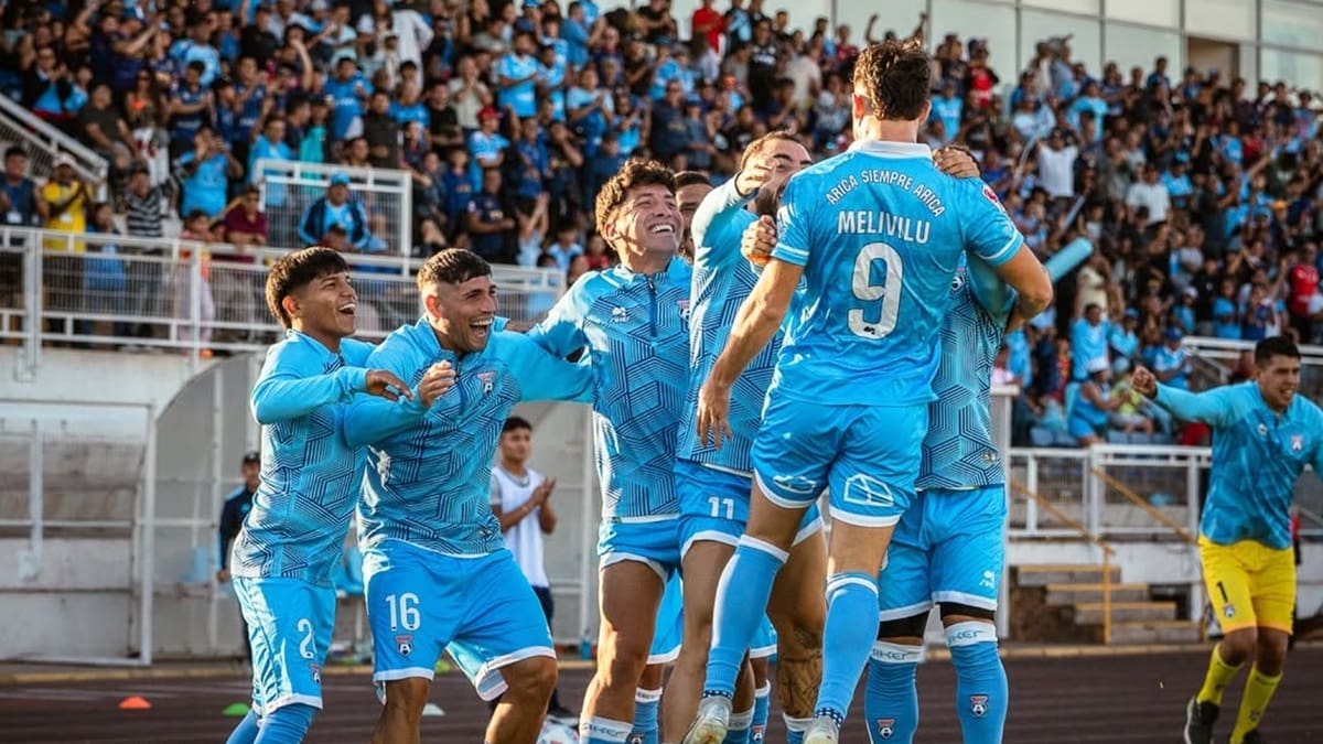 Sigue invicto: San Marcos de Arica golea en Copiapó y se toma la cima de la Primera B
