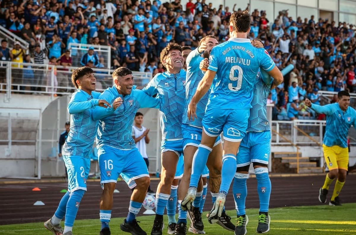 Sigue invicto: San Marcos de Arica golea en Copiapó y se toma la cima de la Primera B