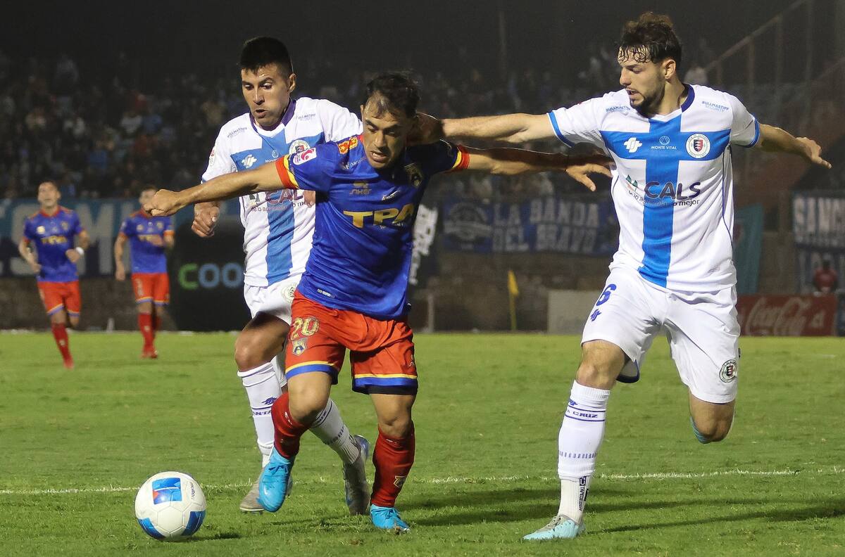 Así se puede ver HOY el primer partido de la Liga de Ascenso 2026 entre SM Arica y Santa Cruz