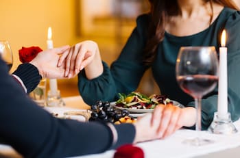 Cuatro cenas diferentes e imperdibles para celebrar este San Valentín